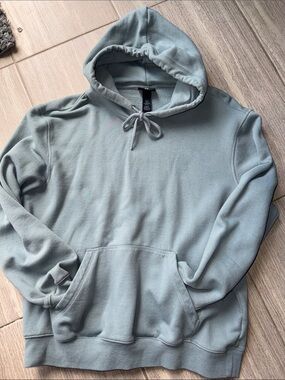 H&M Men's Pale Blue Hooded Pullover Sweatshirt